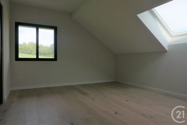 Maison &agrave; louer - 6 pi&egrave;ces - 255,26 m2 - Groisy - 74 - RHONE-ALPES