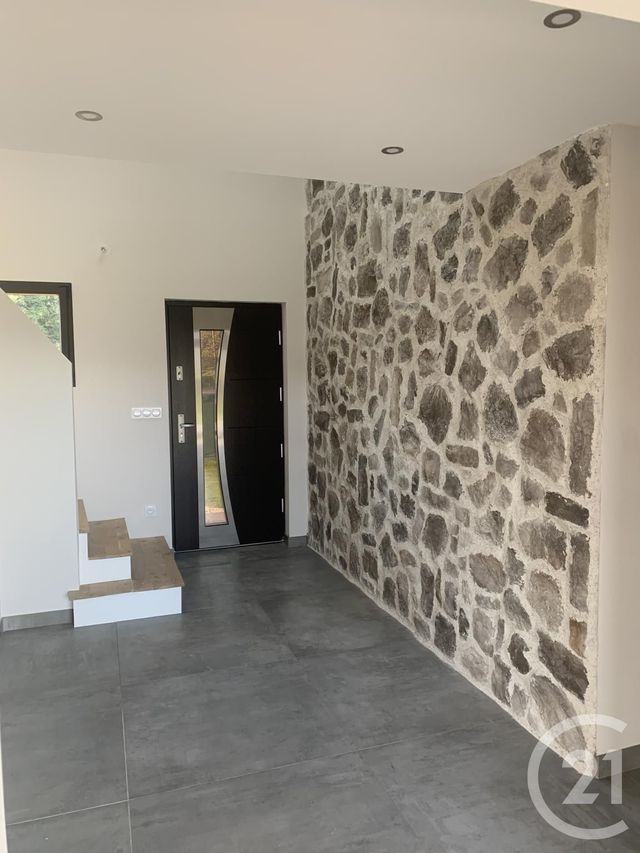 Maison &agrave; louer - 6 pi&egrave;ces - 255,26 m2 - Groisy - 74 - RHONE-ALPES