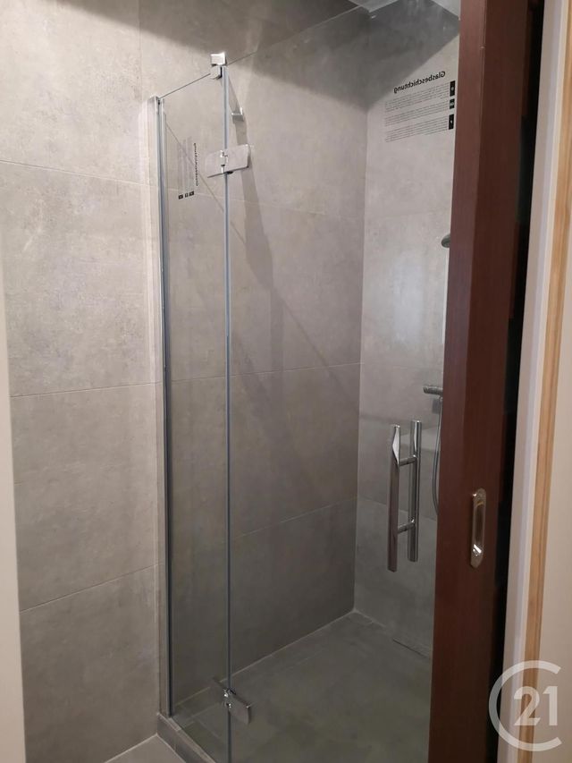 Maison &agrave; louer - 6 pi&egrave;ces - 255,26 m2 - Groisy - 74 - RHONE-ALPES