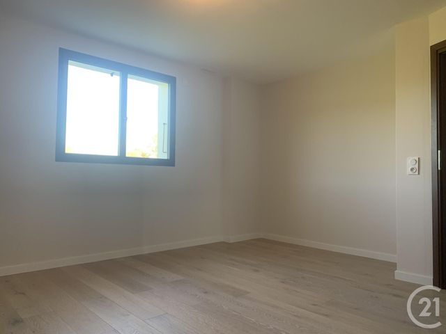 Maison &agrave; louer - 6 pi&egrave;ces - 255,26 m2 - Groisy - 74 - RHONE-ALPES