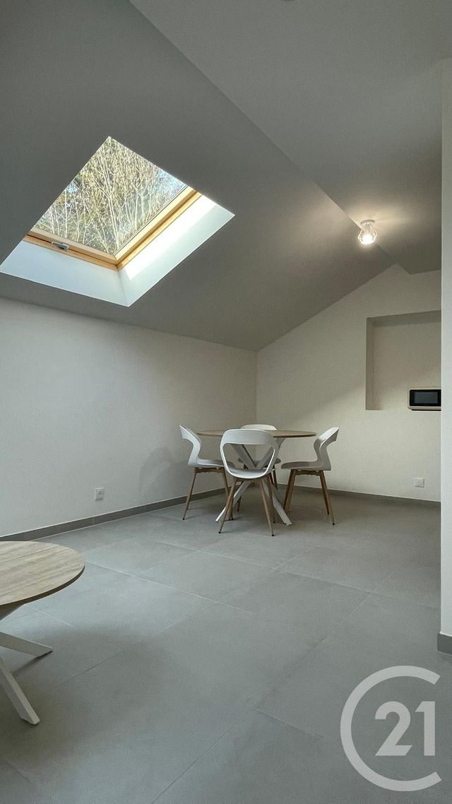 Appartement T2 &agrave; louer - 2 pi&egrave;ces - 45,73 m2 - Cruseilles - 74 - RHONE-ALPES