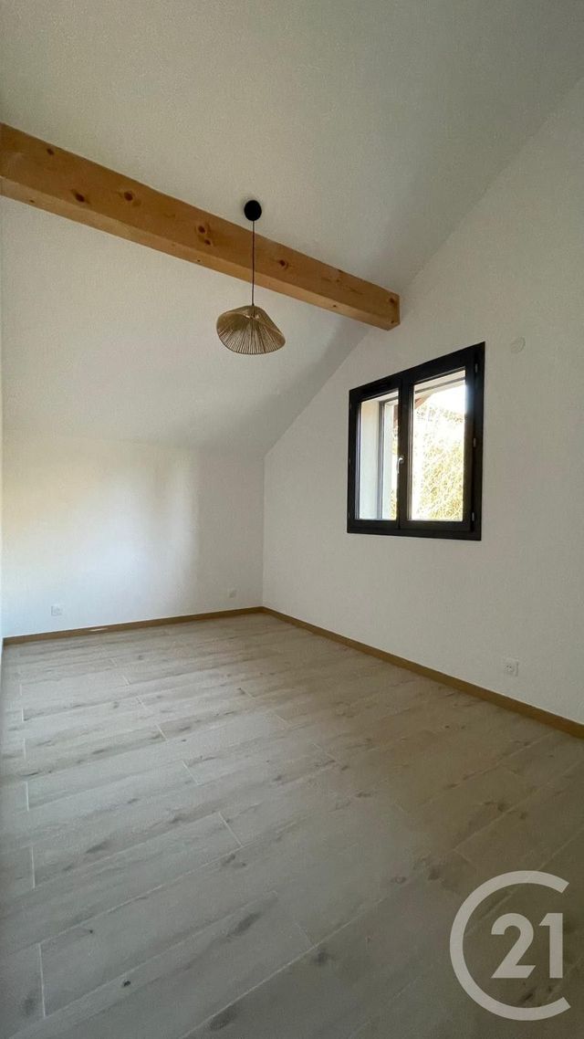 Appartement T4 &agrave; louer - 4 pi&egrave;ces - 74,36 m2 - Cruseilles - 74 - RHONE-ALPES
