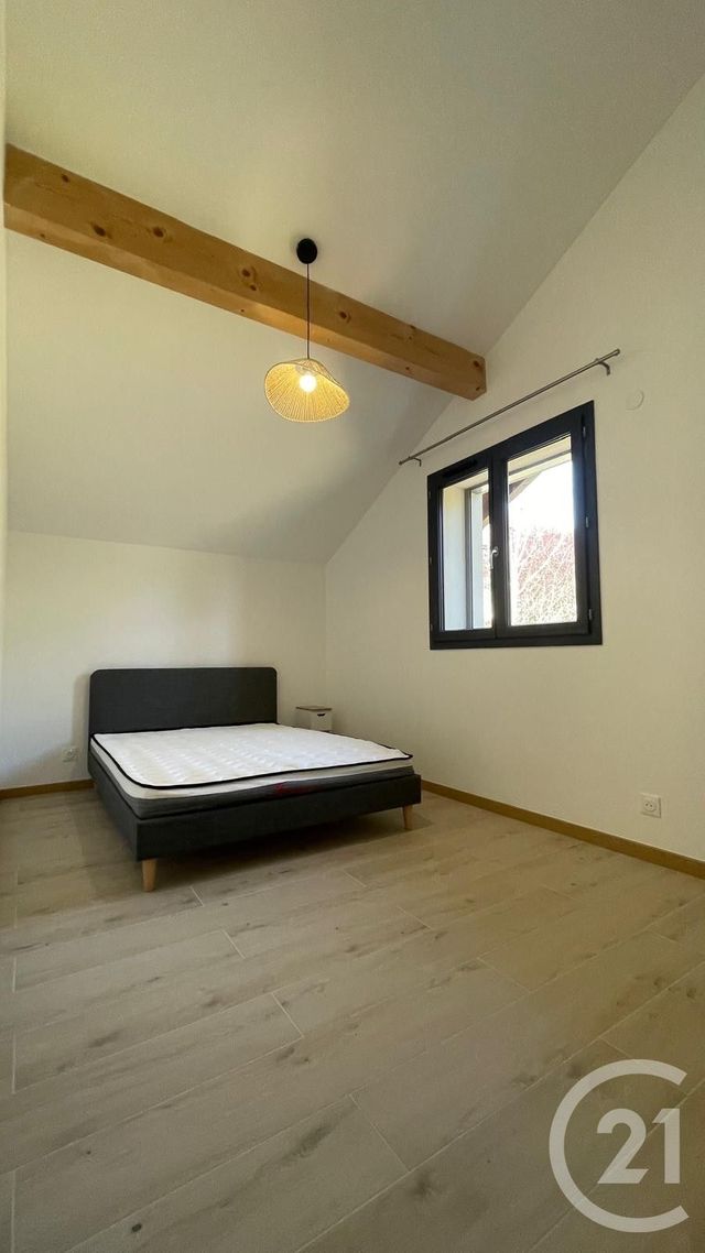 Appartement T4 &agrave; louer - 4 pi&egrave;ces - 74,36 m2 - Cruseilles - 74 - RHONE-ALPES