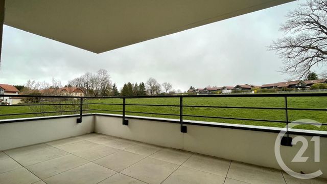 Appartement T2 &agrave; louer - 2 pi&egrave;ces - 43,85 m2 - Villy Le Pelloux - 74 - RHONE-ALPES