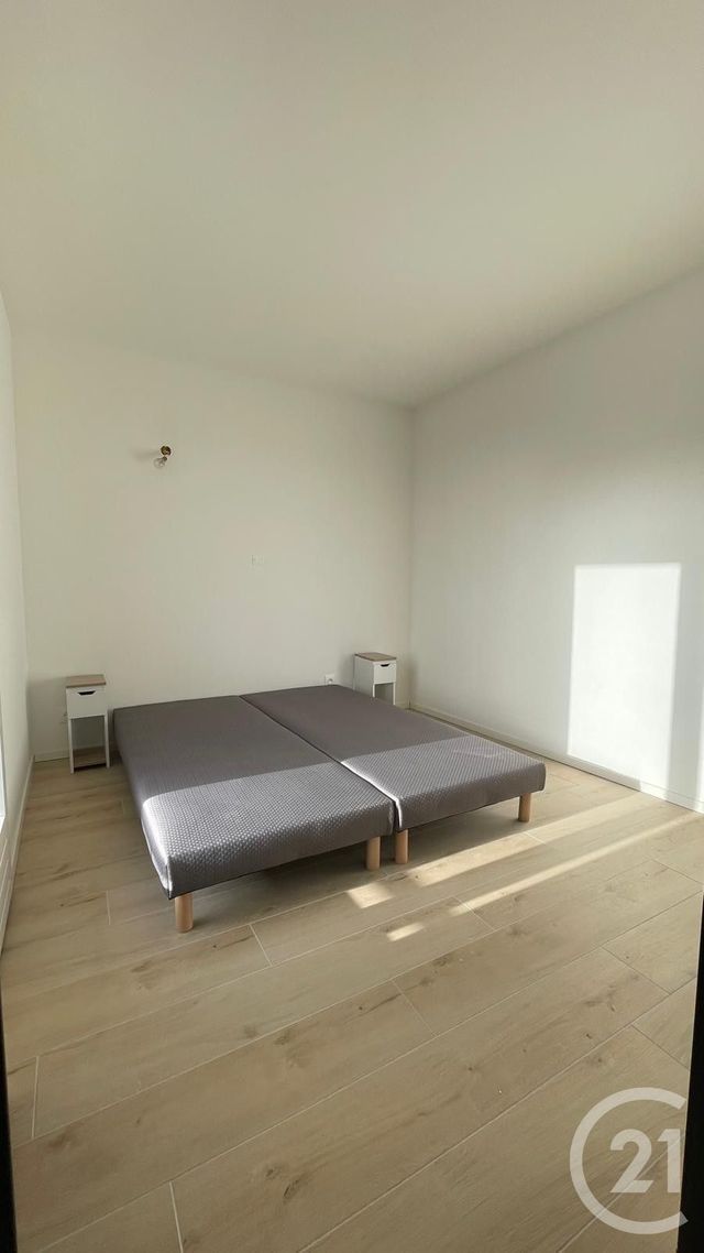 Maison &agrave; louer - 7 pi&egrave;ces - 379,46 m2 - Cruseilles - 74 - RHONE-ALPES