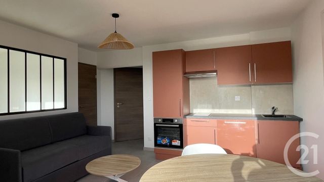 Maison &agrave; louer - 7 pi&egrave;ces - 379,46 m2 - Cruseilles - 74 - RHONE-ALPES