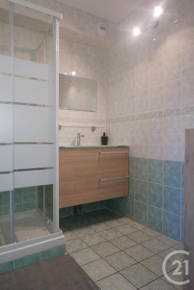 Appartement T2 &agrave; louer - 2 pi&egrave;ces - 38,05 m2 - Cruseilles - 74 - RHONE-ALPES