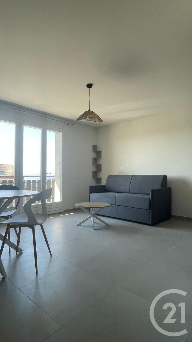 Appartement T3 &agrave; louer - 4 pi&egrave;ces - 47,52 m2 - Cruseilles - 74 - RHONE-ALPES