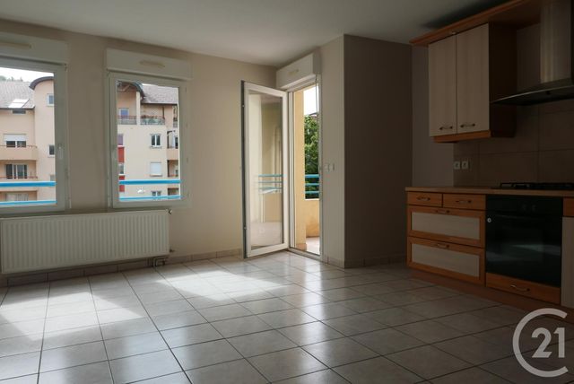 Appartement T4 &agrave; louer - 4 pi&egrave;ces - 74,45 m2 - Cruseilles - 74 - RHONE-ALPES