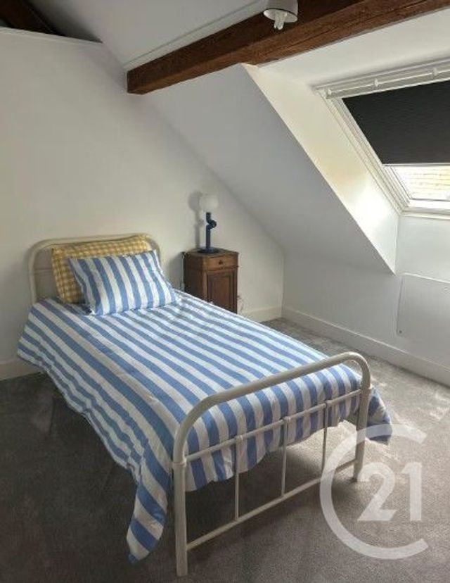 Appartement Duplex &agrave; louer - 4 pi&egrave;ces - 102,75 m2 - Andilly - 74 - RHONE-ALPES