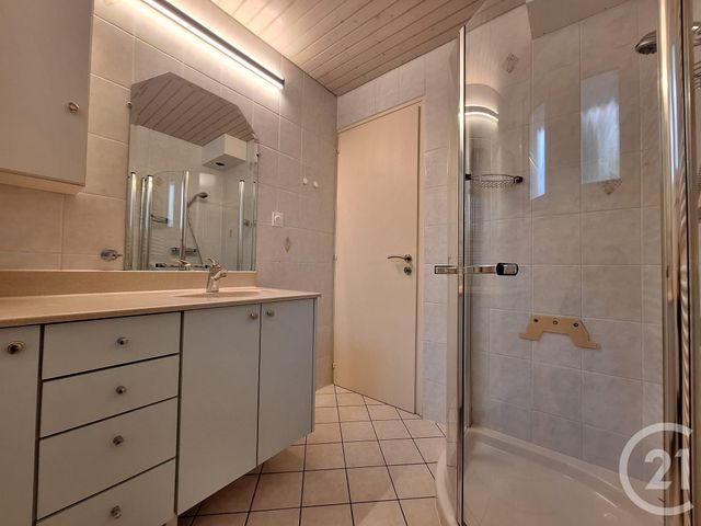 Appartement T4 &agrave; louer - 4 pi&egrave;ces - 81,98 m2 - Cruseilles - 74 - RHONE-ALPES
