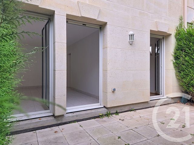 Appartement F2 à vendre - 2 pièces - 45,46 m2 - Le Plessis Robinson - 92 - ILE-DE-FRANCE