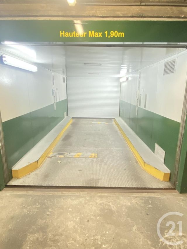 Parking à louer - 12 m2 - Paris - 75014 - ILE-DE-FRANCE