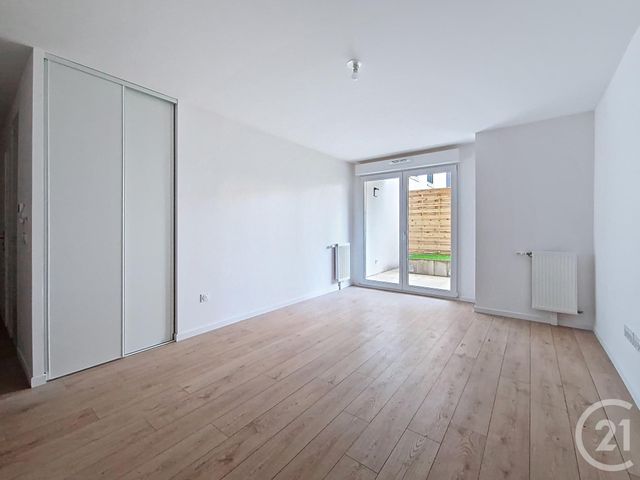 Appartement F2 &agrave; louer - 2 pi&egrave;ces - 44,10 m2 - Villeneuve La Garenne - 92 - ILE-DE-FRANCE