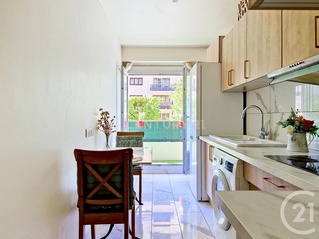 Appartement Studio &agrave; vendre - 1 pi&egrave;ce - 32,28 m2 - Bourg La Reine - 92 - ILE-DE-FRANCE