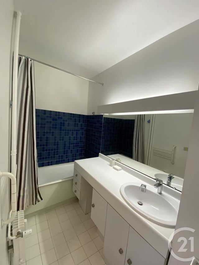 Appartement F2 &agrave; louer - 2 pi&egrave;ces - 47,54 m2 - Sceaux - 92 - ILE-DE-FRANCE