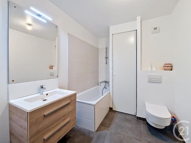 Appartement F3 &agrave; louer - 3 pi&egrave;ces - 44,60 m2 - Bourg La Reine - 92 - ILE-DE-FRANCE