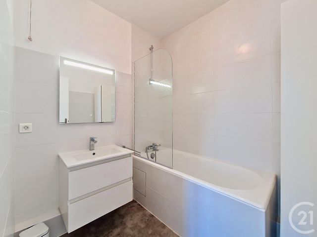 Appartement F2 &agrave; louer - 2 pi&egrave;ces - 48,65 m2 - Sceaux - 92 - ILE-DE-FRANCE