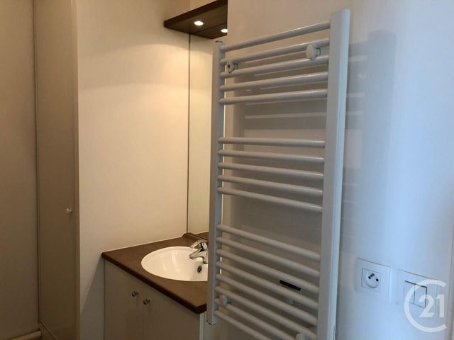 Appartement Studio &agrave; louer - 1 pi&egrave;ce - 29,33 m2 - Chatenay Malabry - 92 - ILE-DE-FRANCE