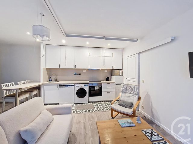 Appartement F3 &agrave; louer - 3 pi&egrave;ces - 53,19 m2 - Le Plessis Robinson - 92 - ILE-DE-FRANCE