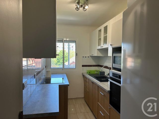 Appartement F3 &agrave; louer - 3 pi&egrave;ces - 57,14 m2 - Bourg La Reine - 92 - ILE-DE-FRANCE