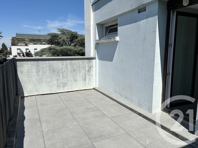 Appartement T1 &agrave; louer - 1 pi&egrave;ce - 26,80 m2 - Sceaux - 92 - ILE-DE-FRANCE