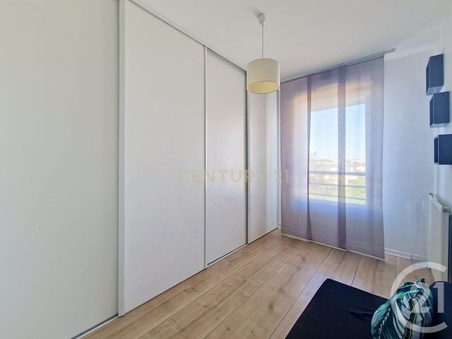 Appartement T4 &agrave; louer - 4 pi&egrave;ces - 72,53 m2 - Villeneuve Le Roi - 94 - ILE-DE-FRANCE