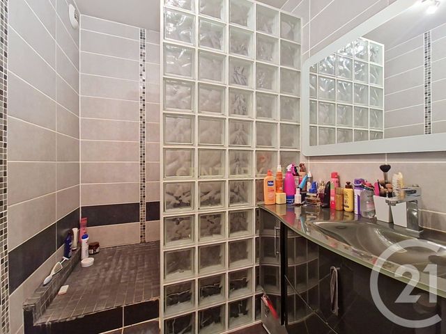 Appartement T4 &agrave; louer - 4 pi&egrave;ces - 72,53 m2 - Villeneuve Le Roi - 94 - ILE-DE-FRANCE