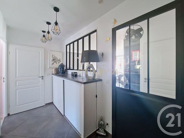 Appartement T4 &agrave; louer - 4 pi&egrave;ces - 72,53 m2 - Villeneuve Le Roi - 94 - ILE-DE-FRANCE