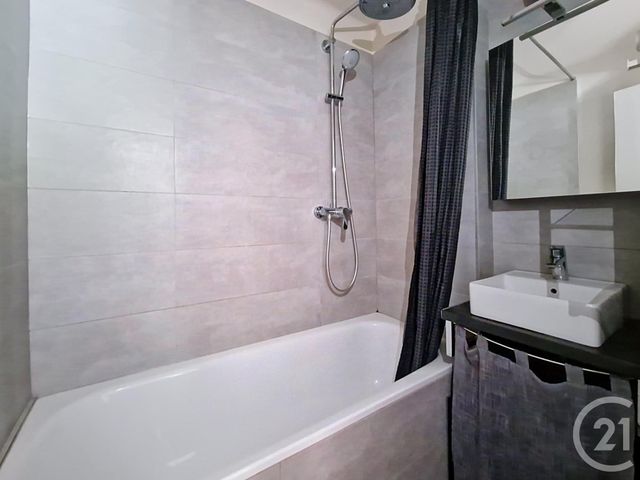 Appartement F2 &agrave; louer - 2 pi&egrave;ces - 49,54 m2 - Bourg La Reine - 92 - ILE-DE-FRANCE