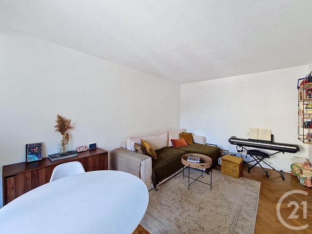Appartement F2 &agrave; louer - 2 pi&egrave;ces - 38,61 m2 - Bourg La Reine - 92 - ILE-DE-FRANCE