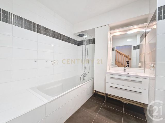 Appartement Duplex &agrave; louer - 3 pi&egrave;ces - 66,52 m2 - Bourg La Reine - 92 - ILE-DE-FRANCE
