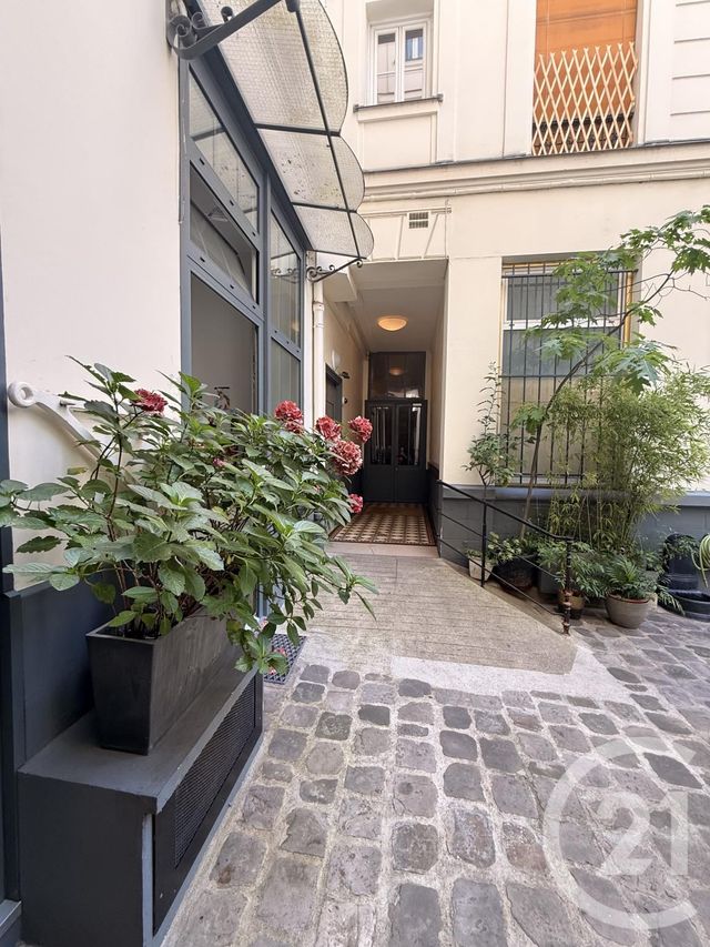 Appartement &agrave; vendre - 2 pi&egrave;ces - 45 m2 - Paris - 75011 - ILE-DE-FRANCE