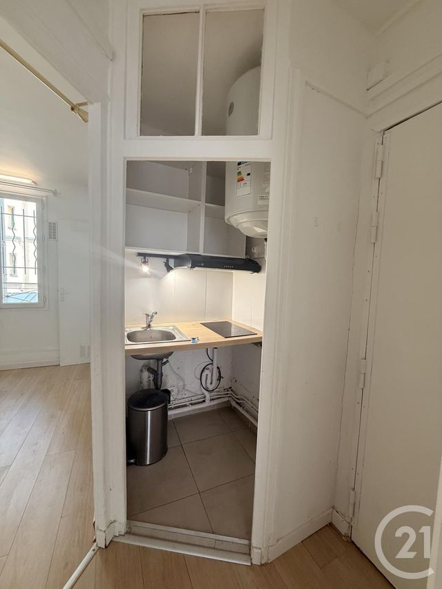 Appartement F2 &agrave; vendre - 2 pi&egrave;ces - 26 m2 - Paris - 75020 - ILE-DE-FRANCE