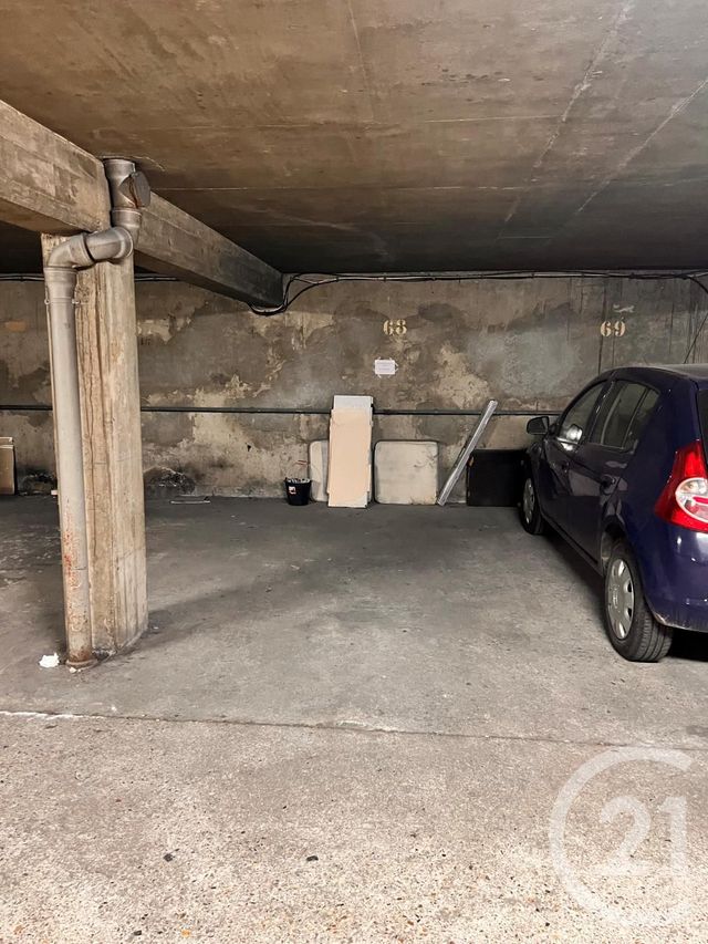 Parking à louer - 10 m2 - Paris - 75020 - ILE-DE-FRANCE