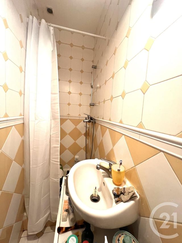 Appartement F2 &agrave; vendre - 2 pi&egrave;ces - 28 m2 - Paris - 75020 - ILE-DE-FRANCE