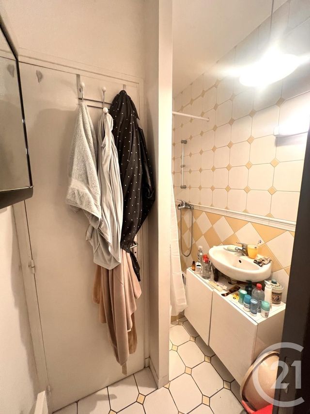 Appartement F2 &agrave; vendre - 2 pi&egrave;ces - 28 m2 - Paris - 75020 - ILE-DE-FRANCE