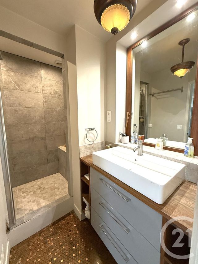 Appartement F3 à vendre - 3 pièces - 62 m2 - Paris - 75020 - ILE-DE-FRANCE