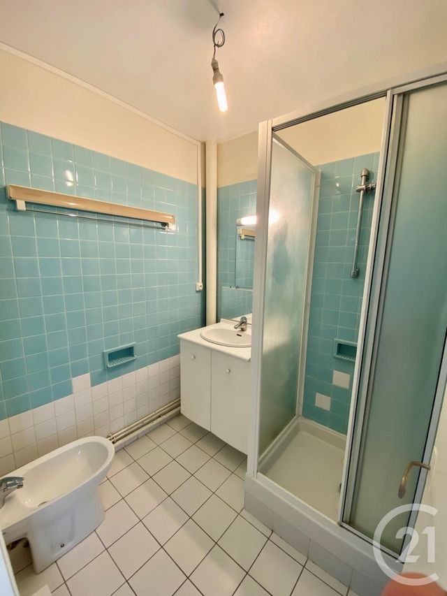 Appartement F2 &agrave; louer - 3 pi&egrave;ces - 53,85 m2 - Paris - 75020 - ILE-DE-FRANCE