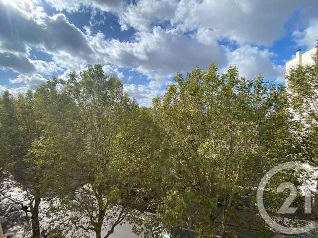 Appartement F2 &agrave; louer - 3 pi&egrave;ces - 53,85 m2 - Paris - 75020 - ILE-DE-FRANCE