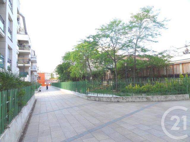 Appartement F2 &agrave; louer - 2 pi&egrave;ces - 45,10 m2 - Les Lilas - 93 - ILE-DE-FRANCE