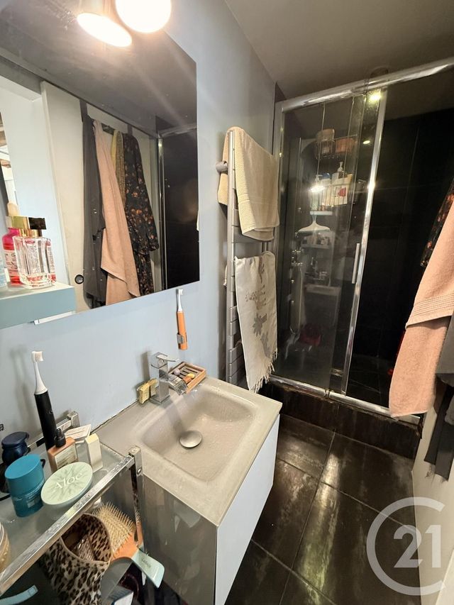 Appartement &agrave; vendre - 3 pi&egrave;ces - 50 m2 - Paris - 75020 - ILE-DE-FRANCE