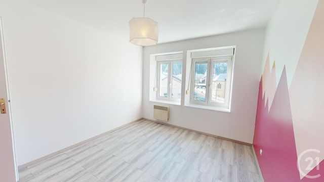 Appartement F4 à vendre - 5 pièces - 83,78 m2 - Maiche - 25 - FRANCHE-COMTE