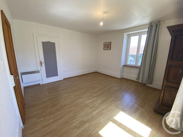Appartement F4 &agrave; louer - 4 pi&egrave;ces - 79,75 m2 - Damprichard - 25 - FRANCHE-COMTE