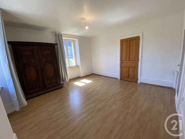Appartement F4 &agrave; louer - 4 pi&egrave;ces - 79,75 m2 - Damprichard - 25 - FRANCHE-COMTE