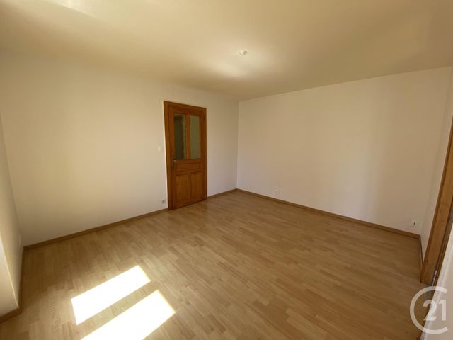 Appartement F4 &agrave; louer - 4 pi&egrave;ces - 79,75 m2 - Damprichard - 25 - FRANCHE-COMTE