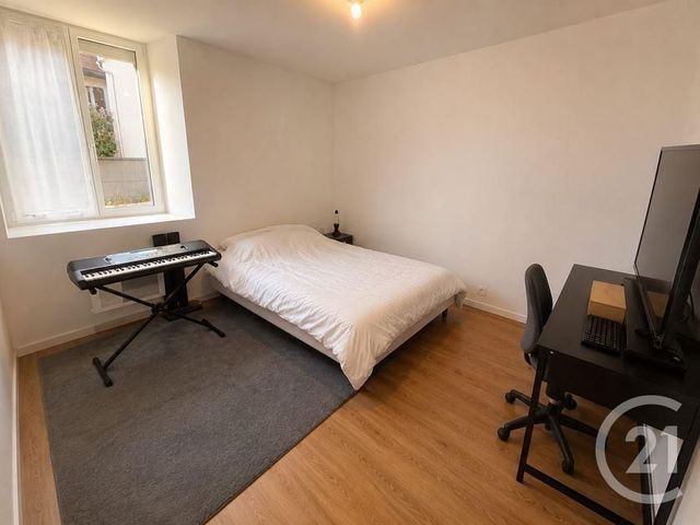 Appartement F3 &agrave; louer - 3 pi&egrave;ces - 80,14 m2 - Damprichard - 25 - FRANCHE-COMTE