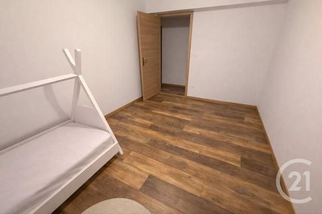 Appartement F4 &agrave; louer - 4 pi&egrave;ces - 117,30 m2 - Charquemont - 25 - FRANCHE-COMTE