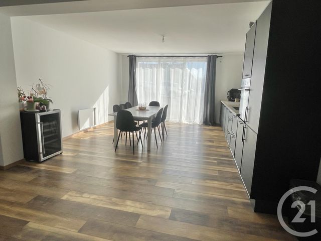 Appartement F4 &agrave; louer - 4 pi&egrave;ces - 117,30 m2 - Charquemont - 25 - FRANCHE-COMTE
