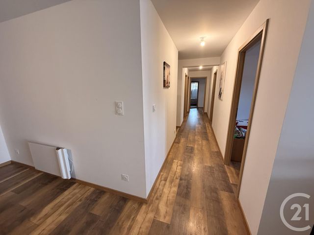 Appartement F4 &agrave; louer - 4 pi&egrave;ces - 117,30 m2 - Charquemont - 25 - FRANCHE-COMTE